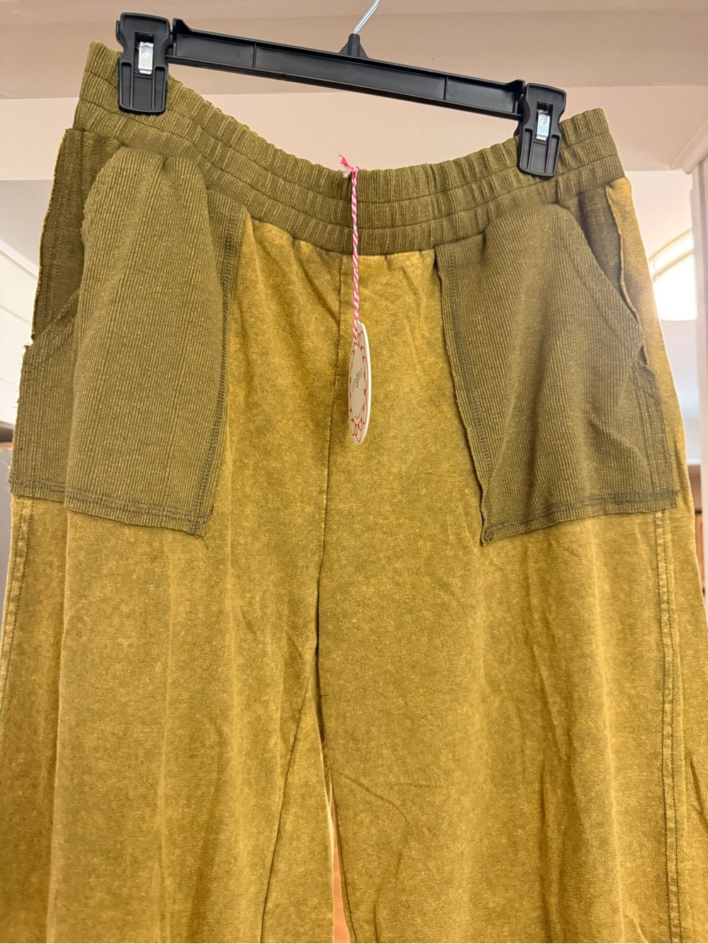 New nwt Umgee wide Leg Colorblock pull on Pants - Olive/Khaki - Picture 3 of 4